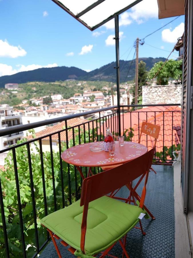 Η Φωλιτσα Hotel Karpenísion Exterior foto